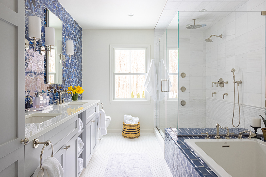 How To Hire The Best Bathroom Remodeling Experts